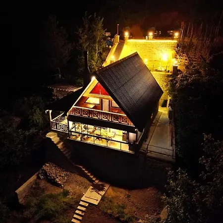 Vira Tas Konak * Trabzon