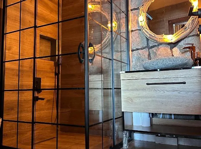 Vira Tas Chalet Trabzon